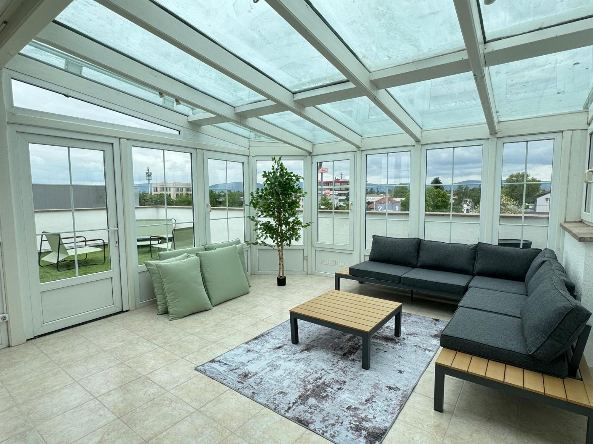 220 Qm Penthouse Wohnung Mit Fahrstuhl - Ohne Spa MHG Zewnętrze zdjęcie